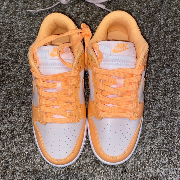 Woman’s Peach Dunks - Picture 4 of 4